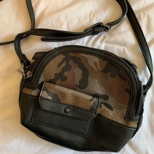 Danielle Nicole camo crossbody